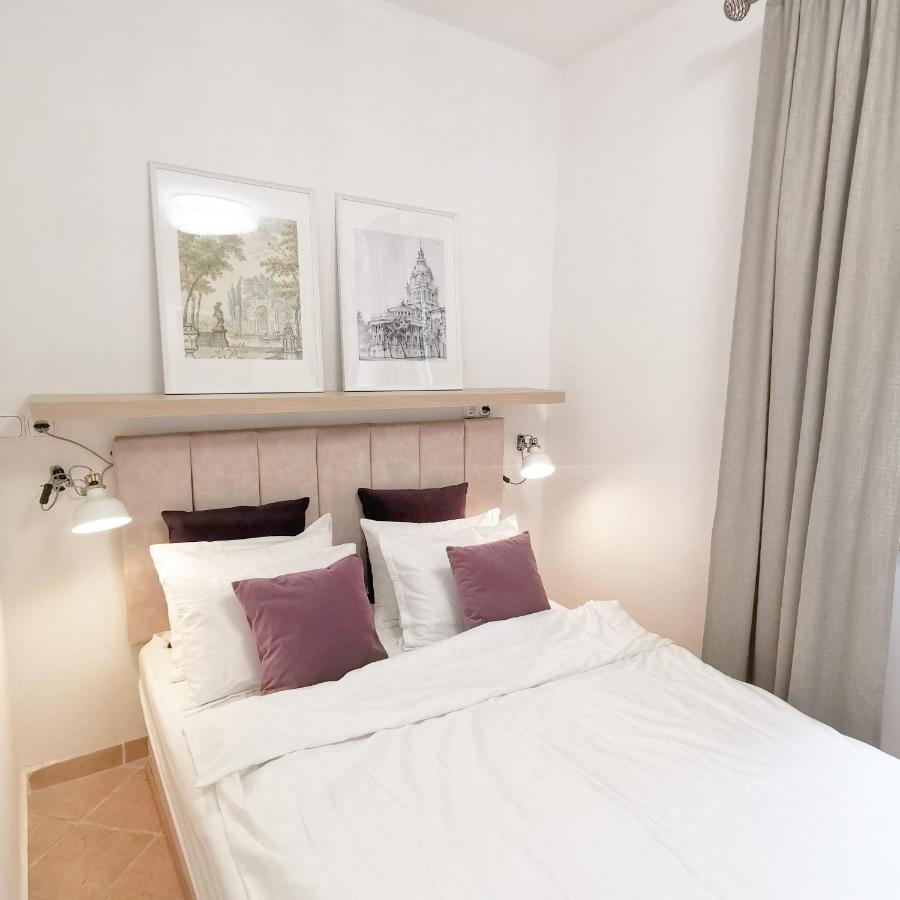 Hillside Apartment With Ac & Heating In Grande Maison ブダペスト エクステリア 写真